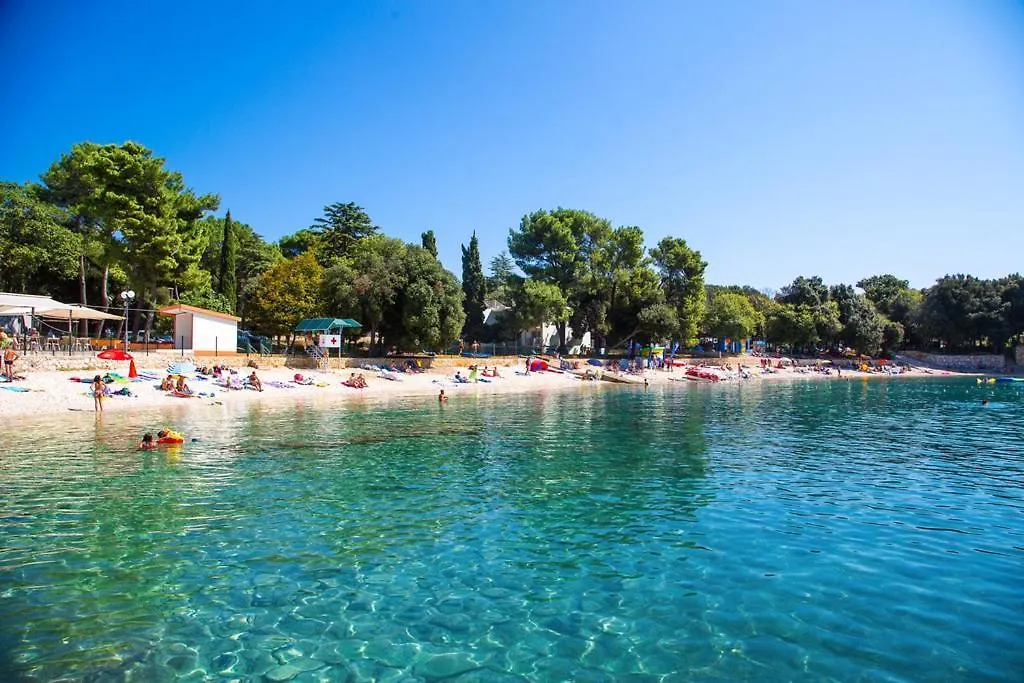 Apartments Lavinija Banjole Croatia