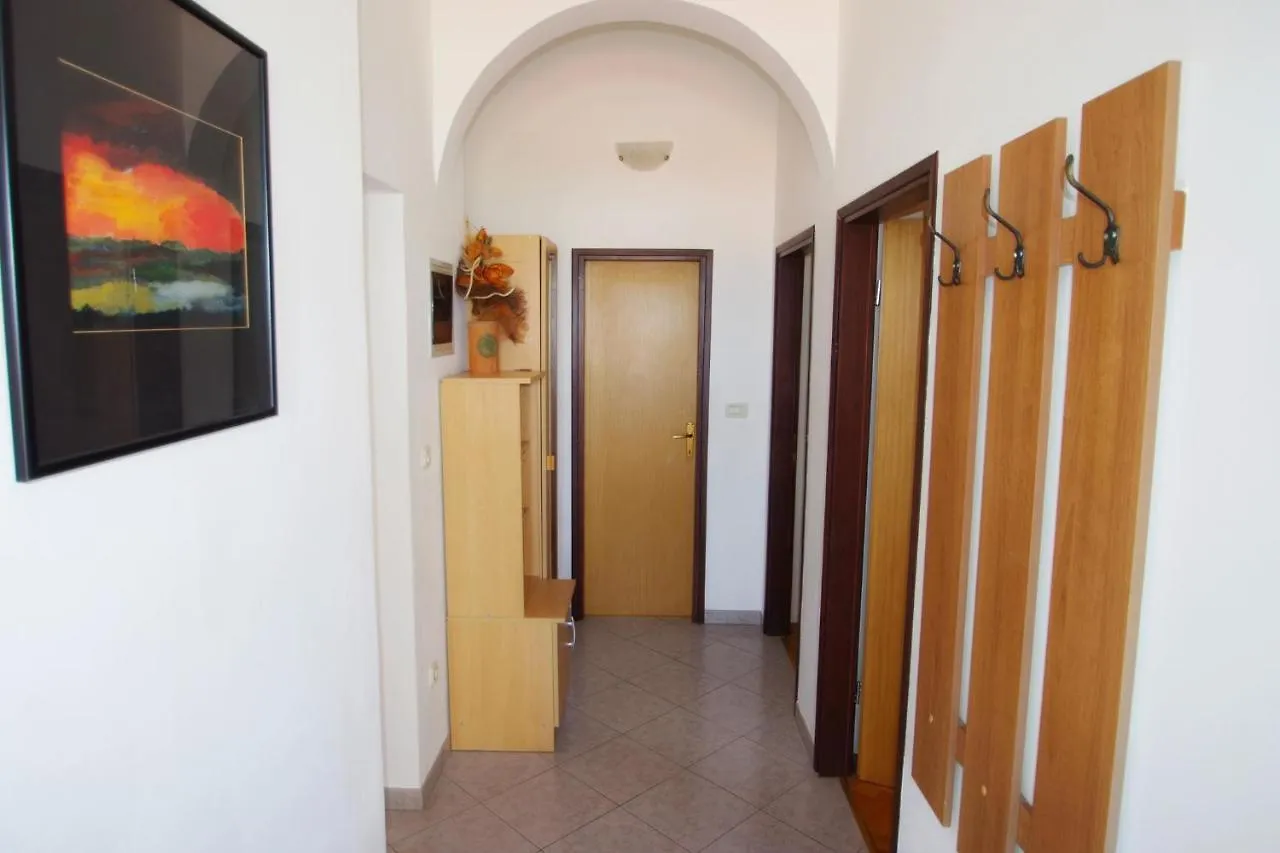 Apartments Lavinija Banjole